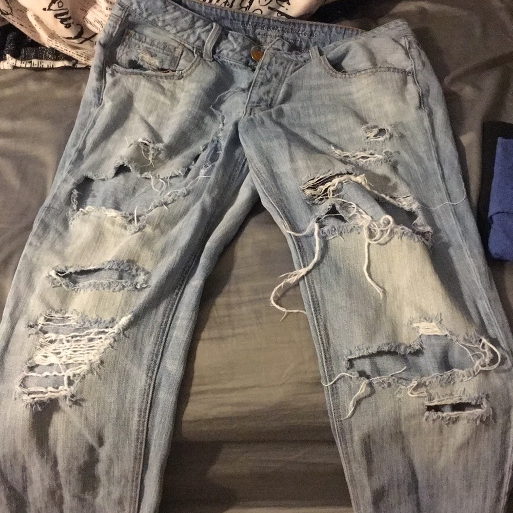 American eagle tomgirl jeans
